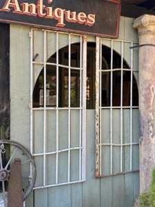 Eisenfenster Industriefenster Gitter Fenster Türe Sprossenfenster Fenstergitter - Bild 1 von 8
