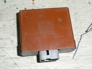 Toyota HiLux Pickup Truck 4Runner T-100 ANTENNA RELAY 89-95 85914-33010 radio - Bild 1 von 9