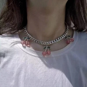 Small Cherry Necklace Female Temperament Niche Net Red Collarbone Chain - Picture 1 of 7