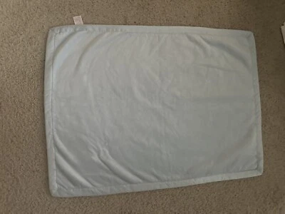 Manta de bebé de felpa azul Babies R Us 28"x 39" ribete satinado Foto 1 de 4