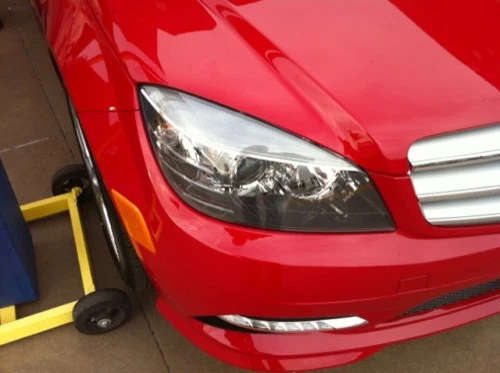 Faro derecho genuino Mercedes-Benz Clase C con moldura negra C350 C300 C250 NUEVO Foto 1 de 1