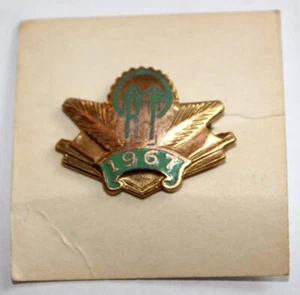 Vintage 1967 Women's American World ORT Pin on Card - Picture 1 of 3