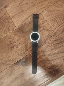 Samsung Galaxy Watch 4 Classic 42m - Picture 1 of 3