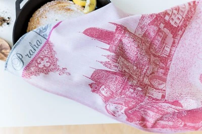 CRYSTAL ARROW Prague Jacquard Cotton Red Kitchen Tea Towel Medieval Praha Czech Republic