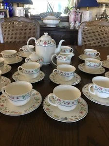 Villeroy & Boch Mariposa Germany Tea Coffee set 17 pieces 5 Oz Cups Mint Bone Ch - Picture 1 of 7