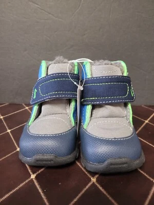 NOVO! Botas com isolamento infantil SEE KAI RUN - TAMANHO 4 - Varejo $39.99 - Azul e verde - Imagem 1 de 4