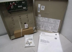 Honeywell Home Vista 20p Security Control Panel - Picture 1 of 2