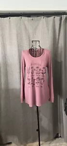Free Kisses Thermal Women’s Small NWT L/S Tee Flowers On Front - Picture 1 of 4