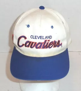 Cappello Regolabile Snapback Vintage Specialità Sportive Cleveland Cavaliers LEGGI - Foto 1 di 8