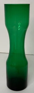 Vintage smaragdgrüne Mid Century Prise Glas Vase 8" h - Bild 1 von 4