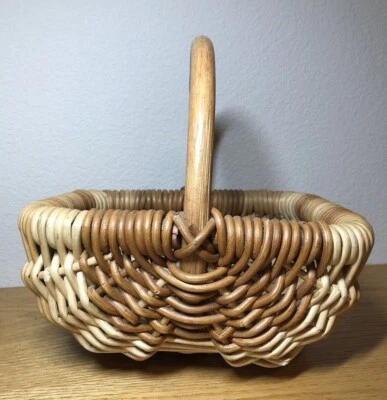 Woven Wicker Basket w/ Solid Handle - Sturdy - Flower Girl - Eggs - Decor  - Image 1 of 4