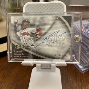 2020 Ronald Acuna Jr. Topps Tier One Tier One Talent Autograph Auto /100 SP!