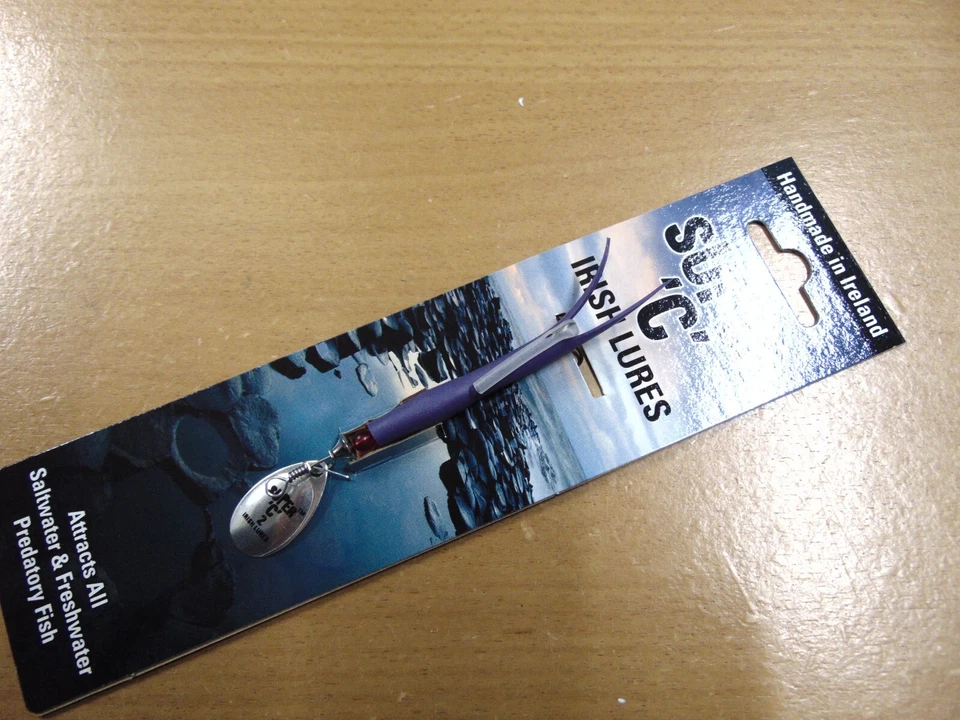 Flying C, lauer Gummi mit kupferfarbener Klinge, Lachsspinnköder 10 g - Bild 1 von 1