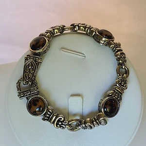 Silver Tone Leopard Animal Print Resin Cabochon Magnetic Closure Bracelet 7"  - Picture 1 of 9