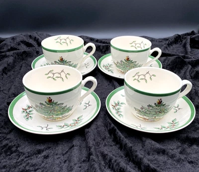 Vintage Spode Christmas Tree, Set of 4 Cups & Saucers, Made In England, MINT - Image 1 of 4