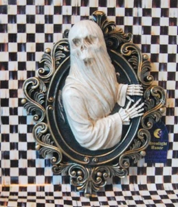 moonlight manor  Ghost Wall Decpr 15" Tall  3D portrait frame dementor skeleton - Picture 1 of 6