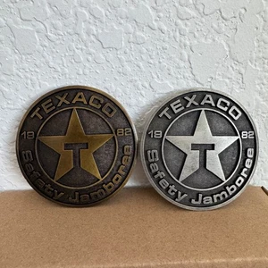 Two Texaco Safety Jamboree 1982 Belt buckles - Picture 1 of 3