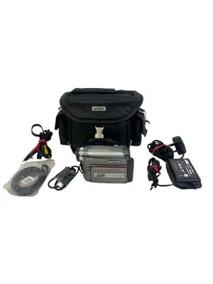 JVC Digital Video Camera GR-D728EK Handheld MiniDV Silver with Charger Charity - Image 1 of 4