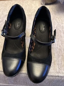 Clarks Bendables Shoes Women's 8 M Mary Jane Black Suede Leather Trim Preppy - Picture 1 of 8