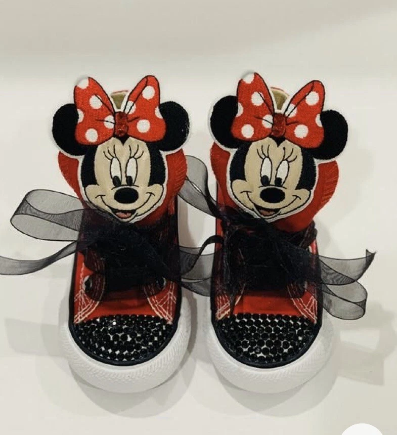 Zapatillas para niñas pequeñas Minnie Mouse con adornos de cristales austriacos Foto 1 de 1