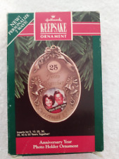 Hallmark 1992 Anniversary Year Photo Holder Keepsake Ornament