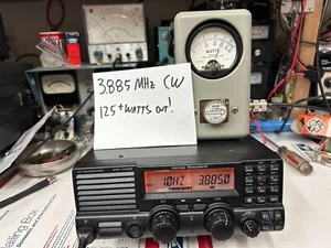 Vertex VX-1700 HF transceiver Open Box w/programming disk & cable & VFO dongle. - Photo 1/21