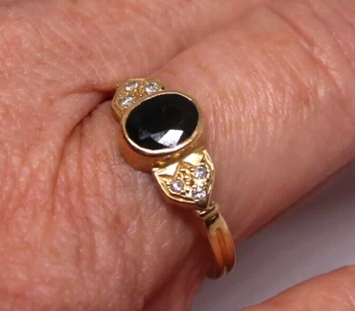 bague saphir et diamants sur or jaune 18 carats 750 - Photo 1/3