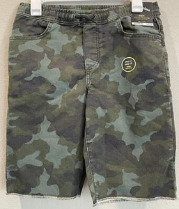 Boys Camo Shorts XL~16 Green Pull On With Drawstrings ✨NEW✨ By Art Class - Picture 1 of 6
