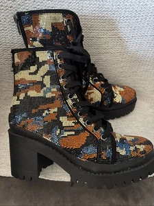 Steve Madden Pass Camo Multi Rhinestone Platform Combat Lug Sole Boots Size 7.5 - Picture 1 of 11