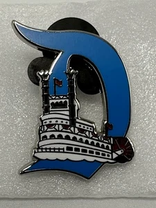 Prendedor Disney Steamboat D 2025 llave misteriosa para Disneyland 70th S84 - Imagen 1 de 2