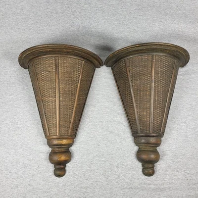 Par de Arandelas de Parede de Madeira Vintage – Padrão de Vime Acabamento Virado Decoração Rústica 15" - Imagem 1 de 4