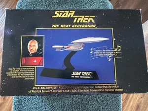 De colección 1994 Star Trek Next Generation USS Enterprise NCC-1701-D sonido ligero - Imagen 1 de 3
