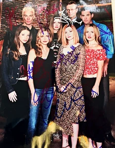 Buffy Cast Hand Signed A4 Photo Autograph Memorabilia 6 Oct 2003 - Picture 1 of 15