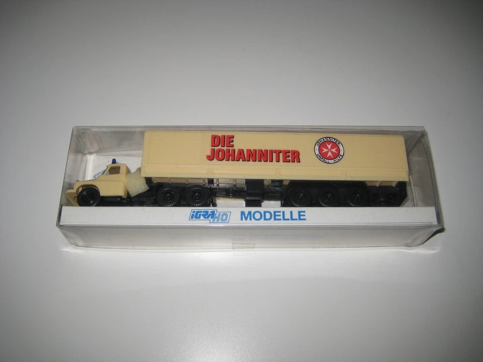 IGRA H0 706 - Camión Tatra 148 "Die Johanniter" (rareza) - Imagen 1 de 4