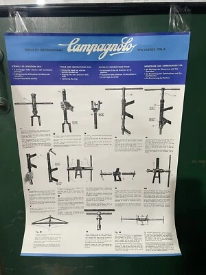 "Póster de instrucciones de herramientas Campagnolo 27"" X 19 1/2"" usado" Foto 1 de 4