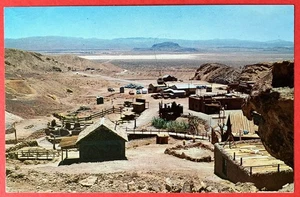 CALICO GEISTERSTADT, Yermo ~ ALLGEMEINE LUFTAUFNAHME ~ Knott’s Berry Farm ~ Postkarte - Bild 1 von 2