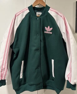 adidas Originals VRCT Varsity Collegiate Jacket Green Pink IM9825 Women’s M NWT - Picture 1 of 6