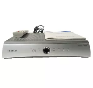 Sintonizzatore HDTV Samsung SIR-T151 con telecomando, manuale e scatola NUOVO - Foto 1 di 10