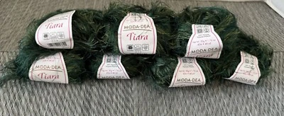 Moda-Dea TIARA Yarn - Eyelash Yarn - Color#4958 Green Lot of 7 50g/46yds - Image 1 of 4