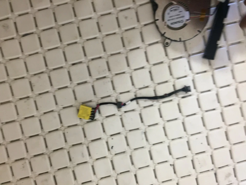 LENOVO YOGA 2 13 20344 CONNETTORE DELL ALIMENTAZIONE - Immagine 1 di 1