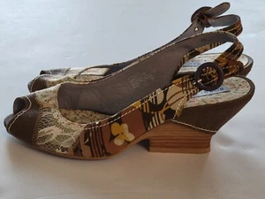 Bobbi Blu glitzernde Boho Blumen Peeptoe Fersenriemen-Sandalen passt 8 8,5 - Bild 1 von 16