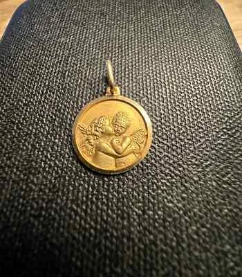 Gold Angel Cherub Pandent. - Image 1 of 4