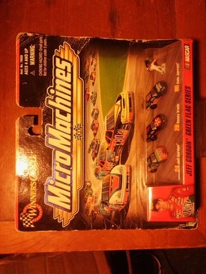 Micro Machines Jeff Gordon Green Flag Series Winner’s Circle (1999 New*) - Image 1 of 4