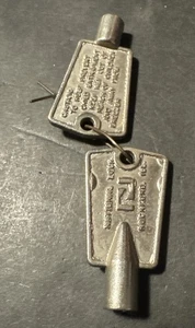 Two Vintage National Lock Freezer Keys Rockford Illinois - Picture 1 of 3