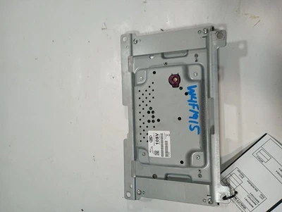 Used Front Center Infotainment Display fits: 2019 Jaguar Xe display screen dash - Image 1 of 4