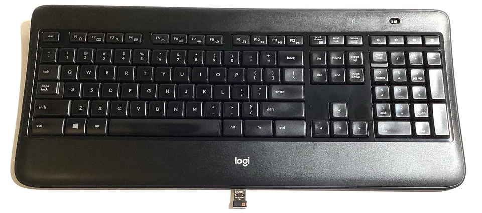 Teclado iluminado inalámbrico Logitech K800 Y-R0011 con dongle funciona con AA BATT Foto 1 de 4