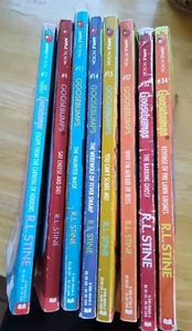 GOOSEBUMPS Series R.L. Stine 8 Book lot - Picture 1 of 2