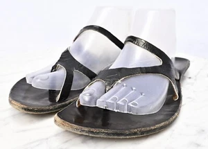 Cydwoq Hand Made in USA Boho Black Thong Leather Sandals Womens Sz 39 US 9 - Picture 1 of 8