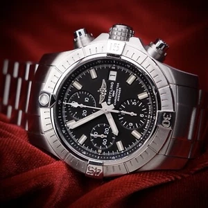 Breitling Avenger A13385 Black Dial, Brush Steel Bracelet, Full Set Box & Papers - Picture 1 of 12