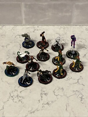 Heroclix Marvel Ultimates Lot of 13 Figures - Image 1 of 4